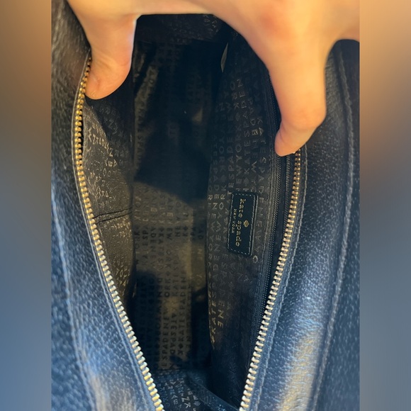 Kade Spade Purse - Picture 3 of 9